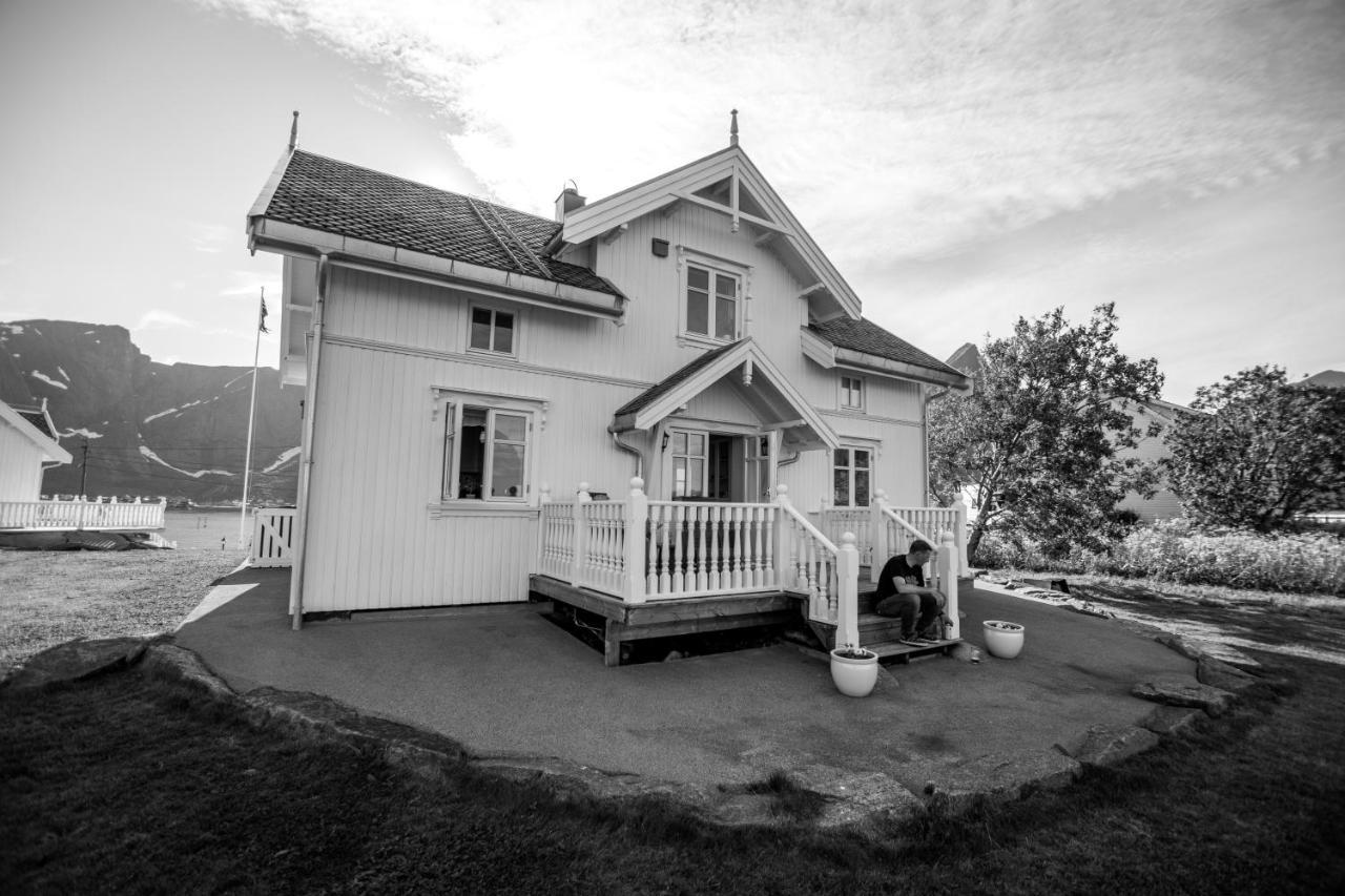 Lofoten Villa ไรเนอ ภายนอก รูปภาพ